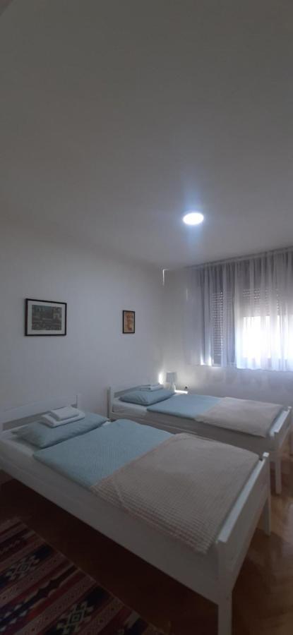 Ika-M Apartment Bihac Exterior photo